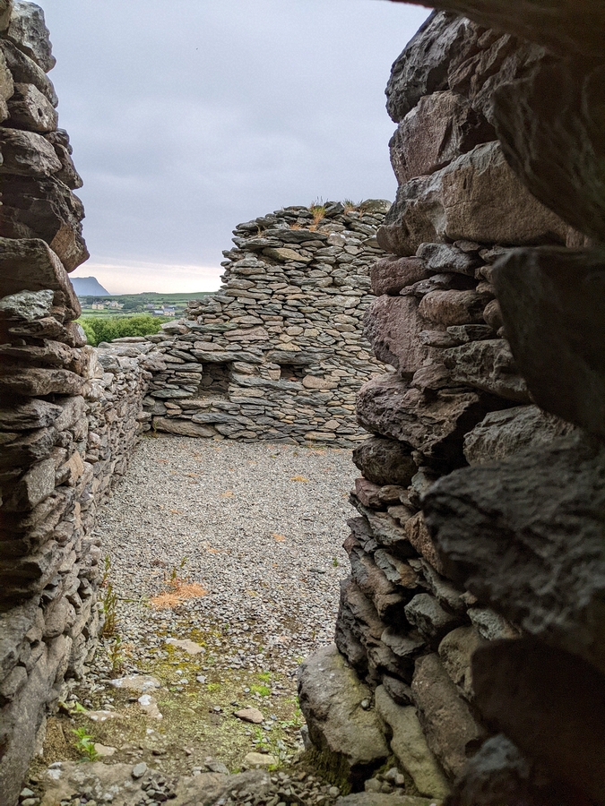 2022-06-05 325 Chancellor's House, Cosan na Naomh, Dingle Peninsula.jpg