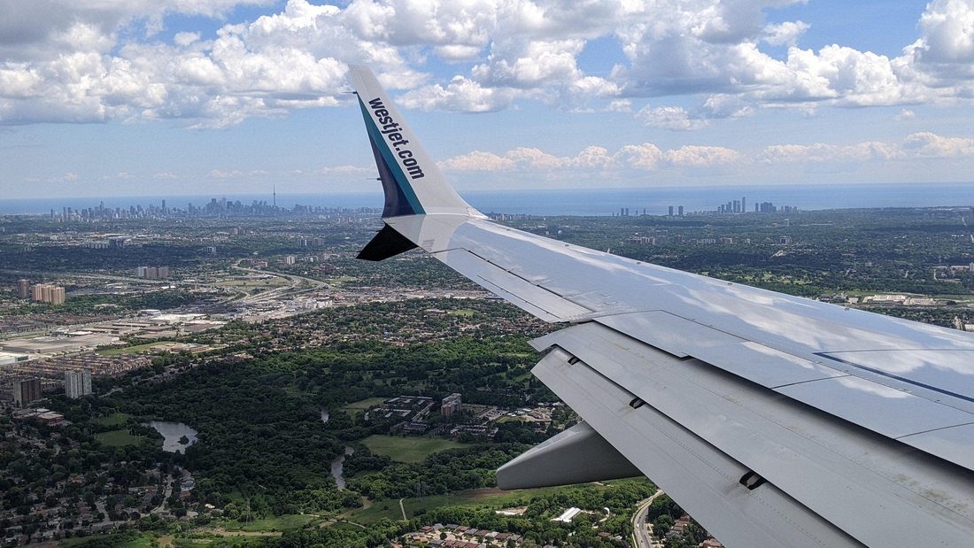 2022-06-10 015 Flight from Dublin to Toronto.jpg