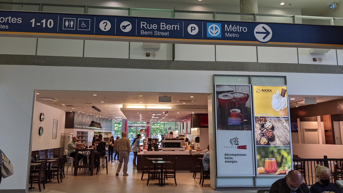 2022-06-11 08 Montreal bus depot.jpg