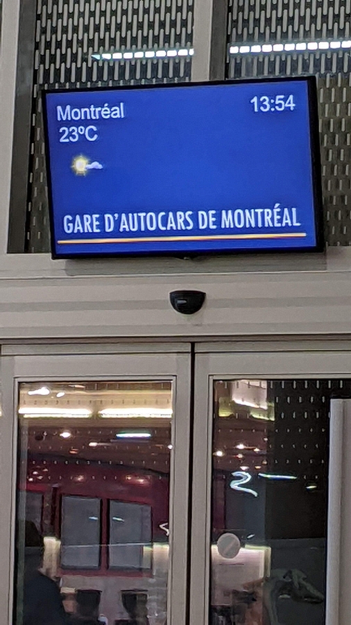 2022-06-11 11 Montreal bus depot.jpg