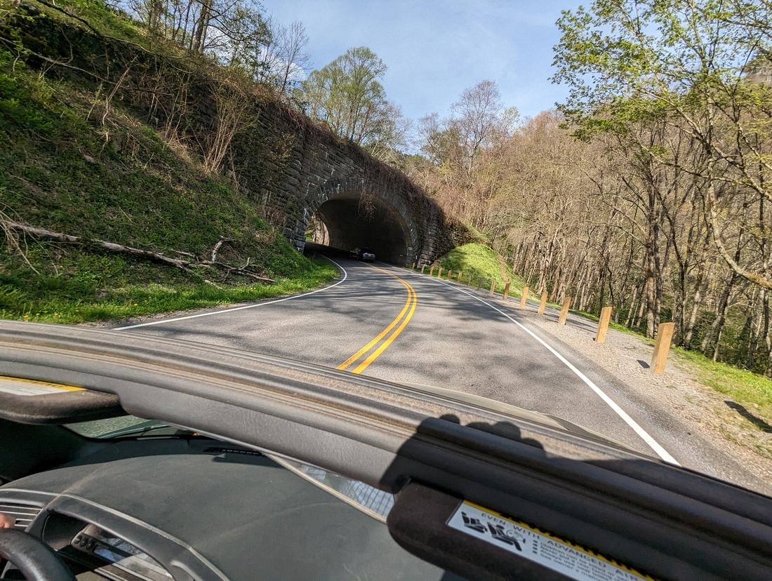 2023-04-20 09 To Newfound Gap, Great Smoky Mountains National Park, from Gatlinburg TN.jpg
