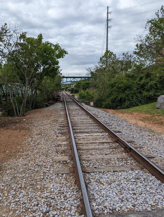 2023-04-23 42 Tennessee River walk, Knoxville TN.jpg