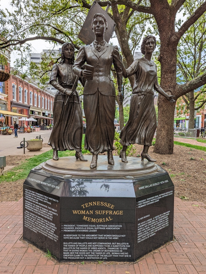 2023-04-23 64 Market Square, Knoxville TN.jpg
