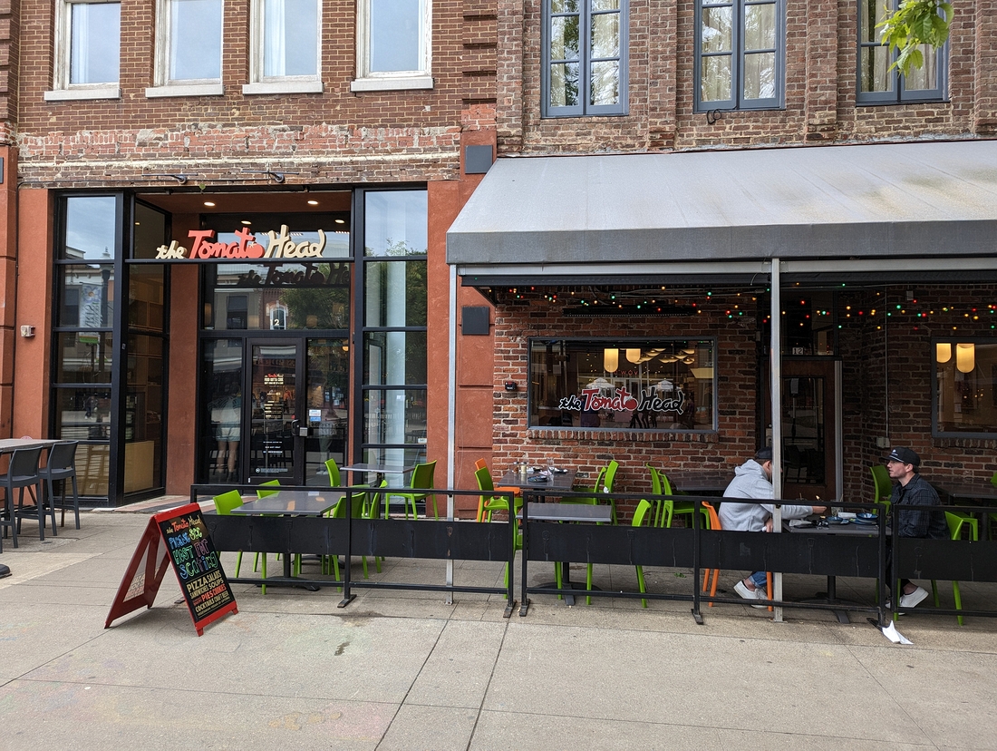 2023-04-23 68 Market Square, Knoxville TN.jpg