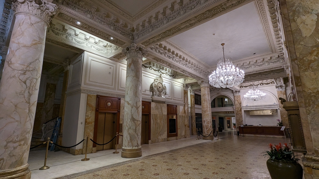 2023-05-07 009 Bellevue Hotel for opening dinner, Philadelphia.jpg