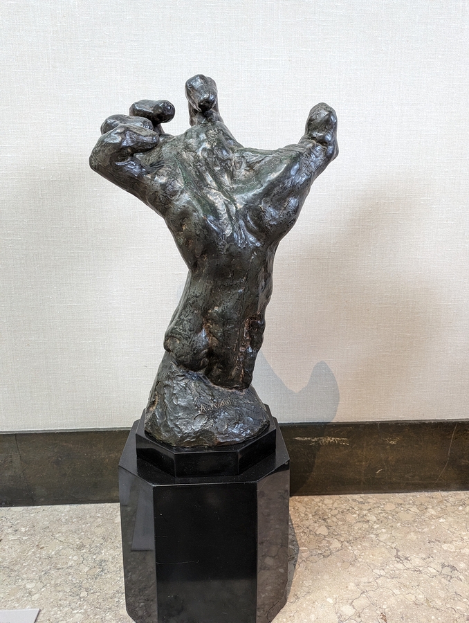 2023-05-08 067 The Clenched Hand (clay ~1885, bronze 1925); Rodin Museum, Philadelphia.jpg