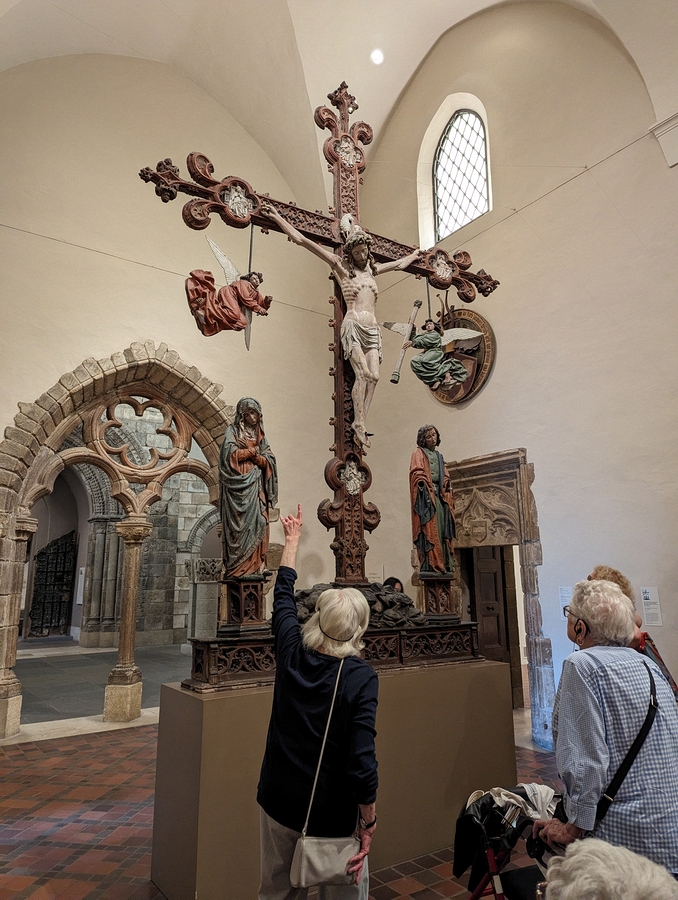 2023-05-08 094 Crucified Christ with Virgin Mary, St John the Evangelist & Angels Holding the Instruments of the Passion (~1460-90), Philadelphia Museum of Art.jpg