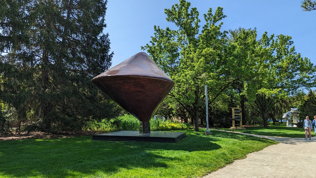 2023-05-10 019.. Schatz's Spaceship (2010), E Calder Powell (inspired by the Oloid); Grounds for Sculpture, Hamilton NJ.jpg