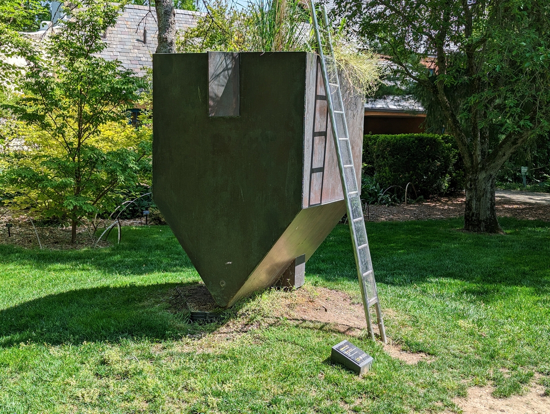 2023-05-10 042. Nature's Laugh (1992), Gunnar Theel; Grounds for Sculpture, Hamilton NJ.jpg