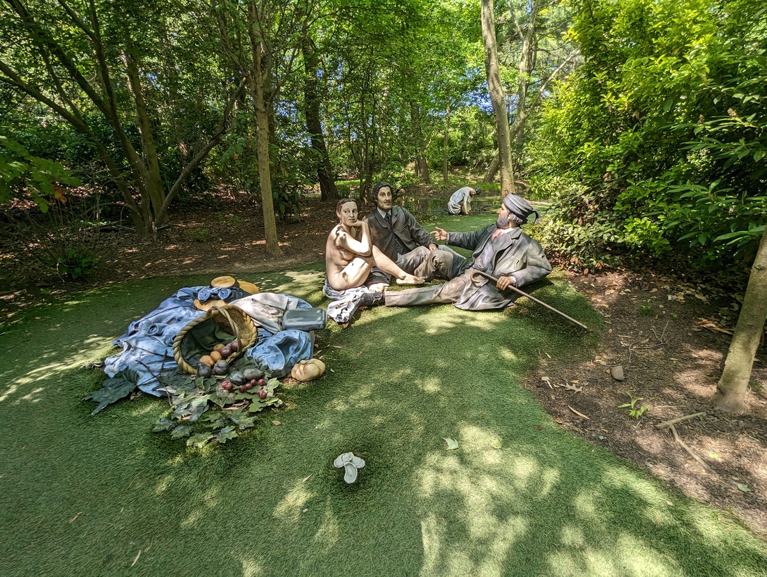 2023-05-10 121 Dejeuner Deja Vu (1994), Seward Johnson; Grounds for Sculpture, Hamilton NJ.jpg