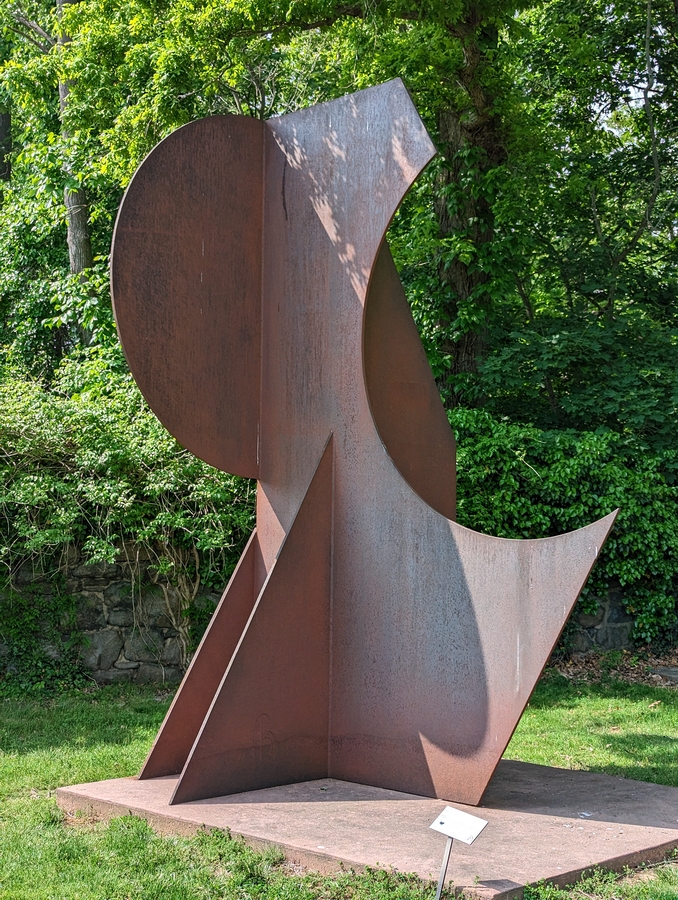 2023-05-11 s596 Monumental Holistic VII (cor-ten steel, 1980), Betty Gold; Delaware Museum of Art.jpg