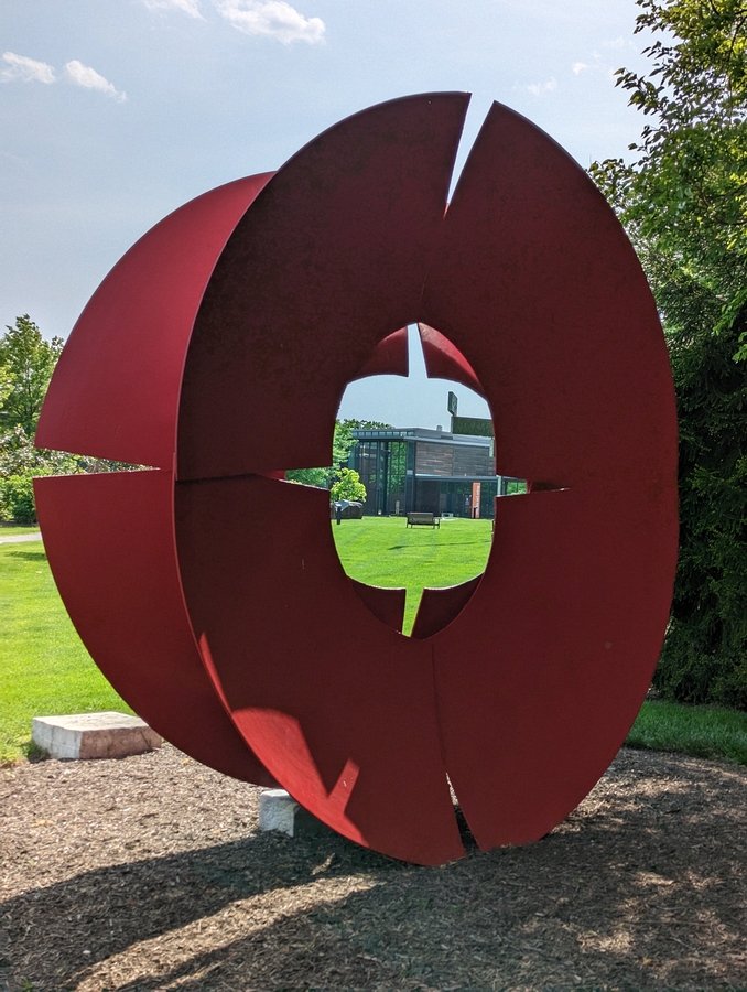 2023-05-11 s620 Orifice II (painted steel, 1983), Joe Moss; Delaware Museum of Art.jpg